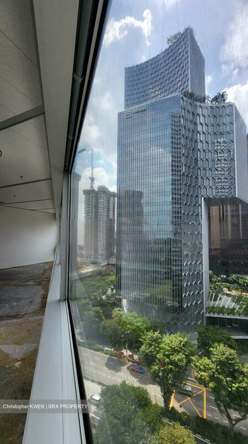 Gateway West (D7), Office #469335961